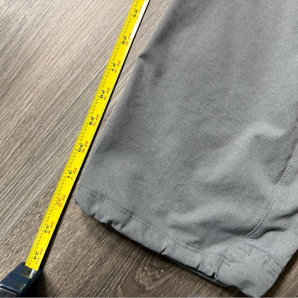 LL Bean Men's Multisport Gray Performance Pants Medium 32” Hiking Outdoors - Picture 4 of 11
